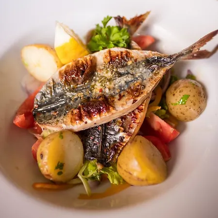 Kings Arms 3* Пензанс