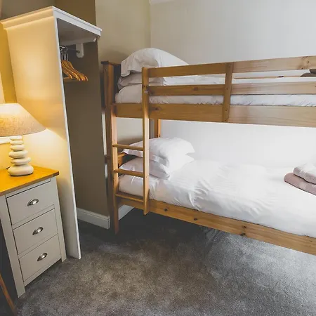Kings Arms 3* Penzance
